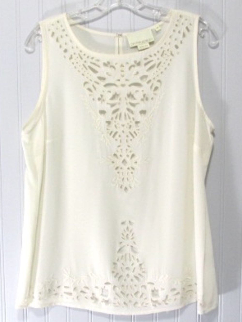 Ivory Silk NWOT Sleeveless Cut-Out Top, Size M - Picture 1 of 6